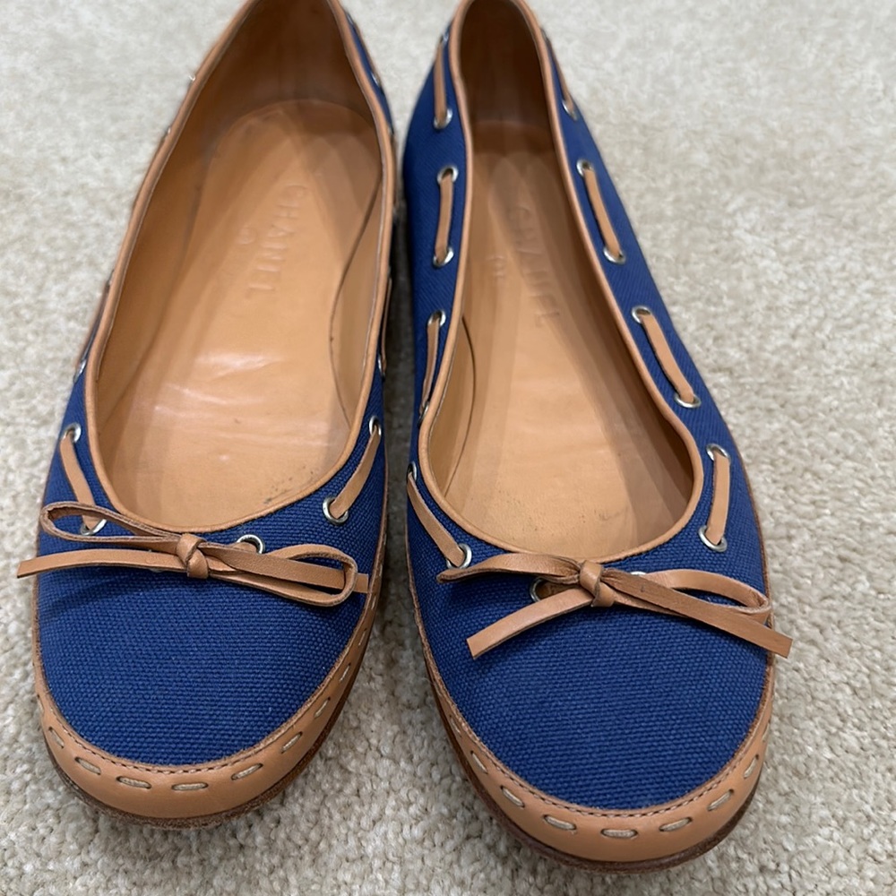 Women’s Chanel espadrilles